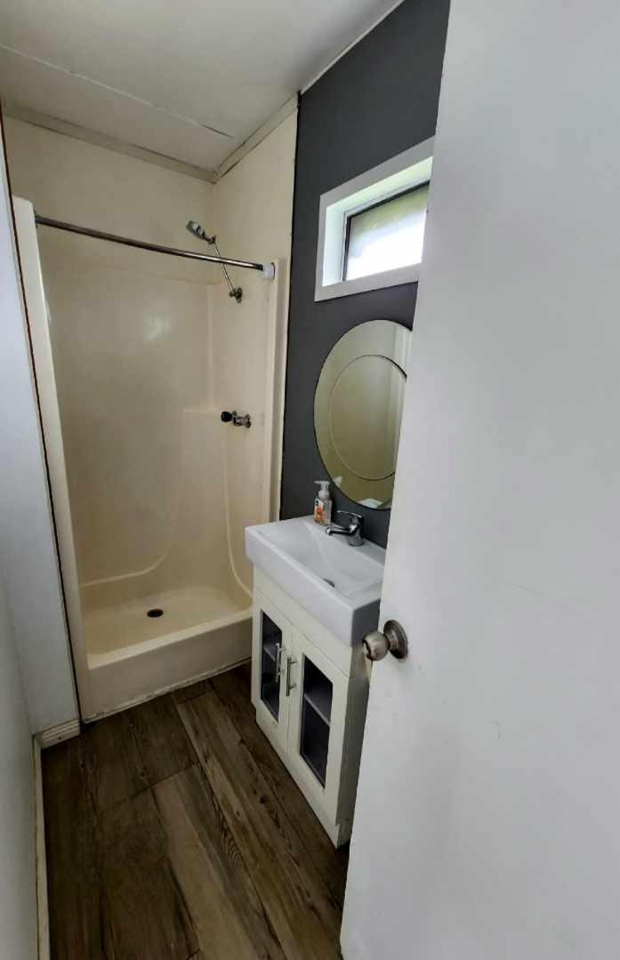 Surfrider Caravan Park Barrack Point Chambre photo